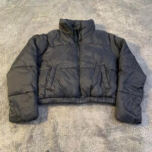 Black cropped puffer jacket